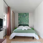 Superb Air-cond Loft In Listed Building Appartement