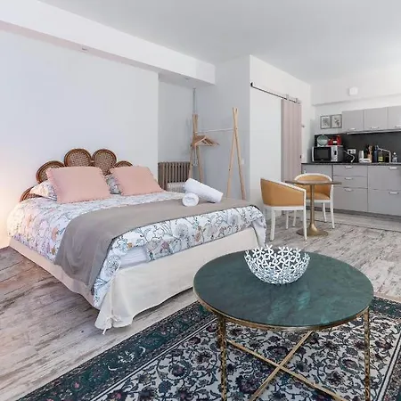 Aristide Briand - En Centre *