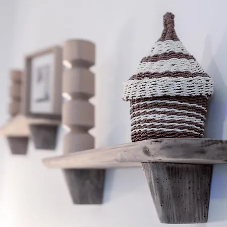 Aristide Briand - Design Centre * Βισύ
