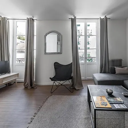 Apartment Aristide Briand - En Centre