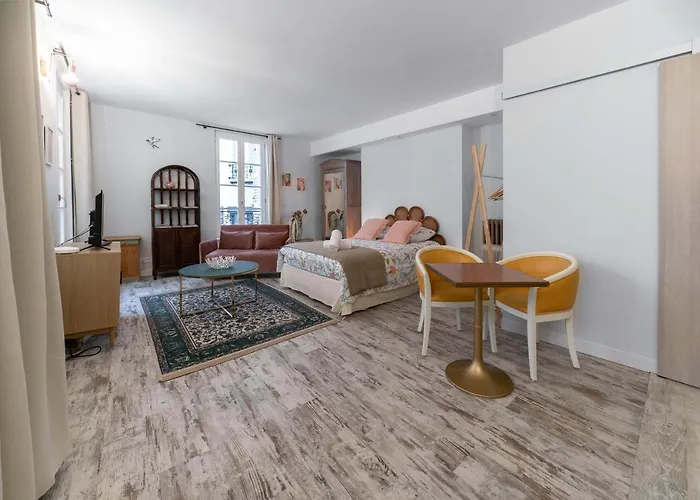 Aristide Briand - En Centre *