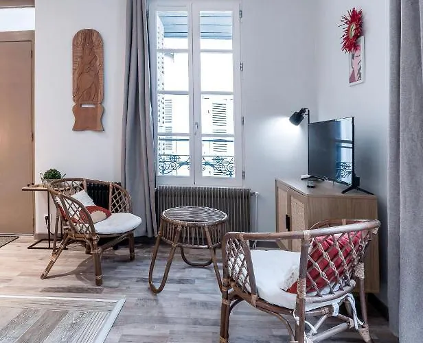 Aristide Briand - En Centre Apartment *